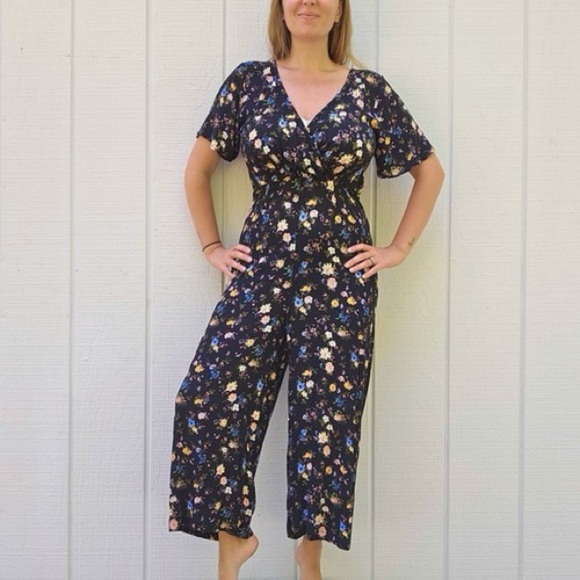 WILD FABLE | Black Floral Short Sleeve Rayon Jumpsuit - Picture 1 of 12